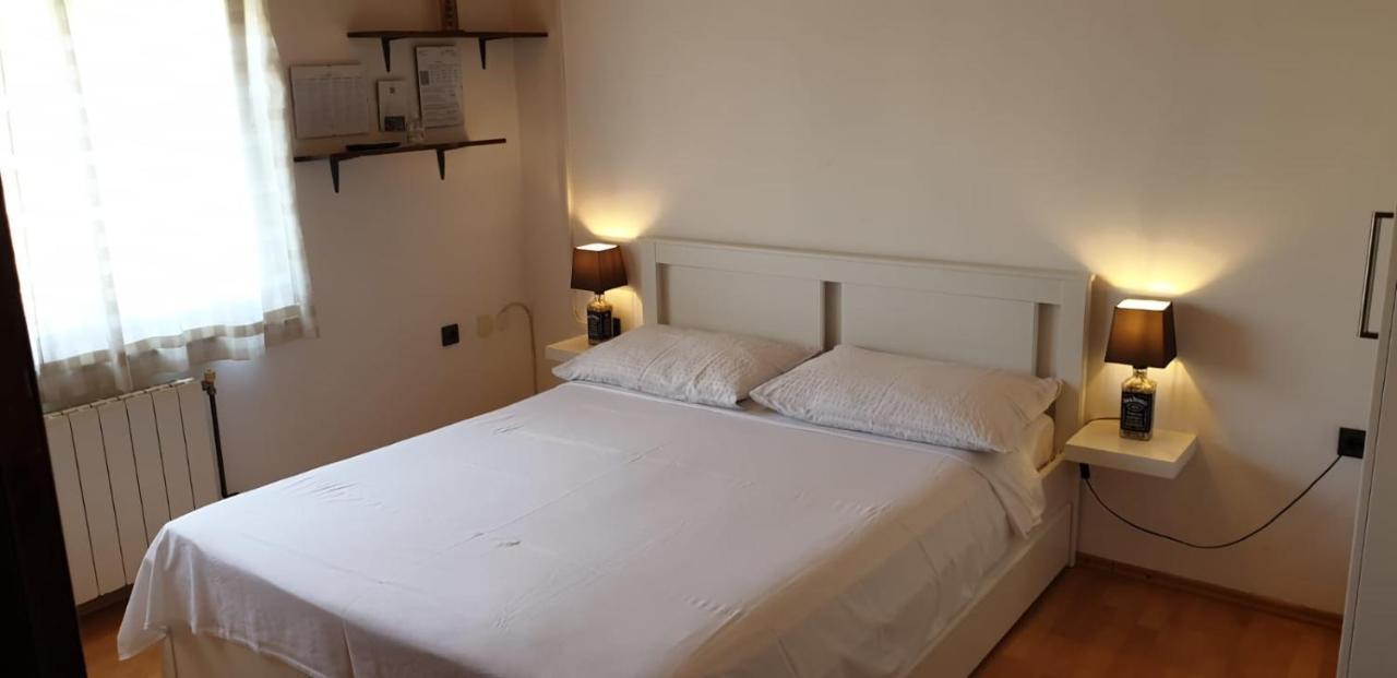 Apartments&Rooms Ivana Krk Town Buitenkant foto