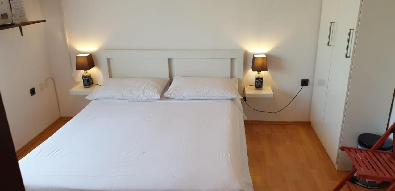 Apartments&Rooms Ivana Krk Town Buitenkant foto